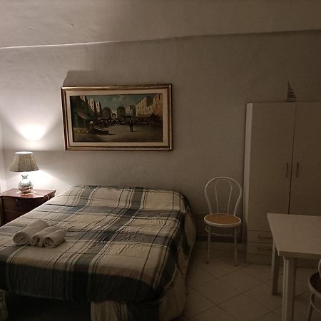 La Casetta Di Mary Монополи Экстерьер фото